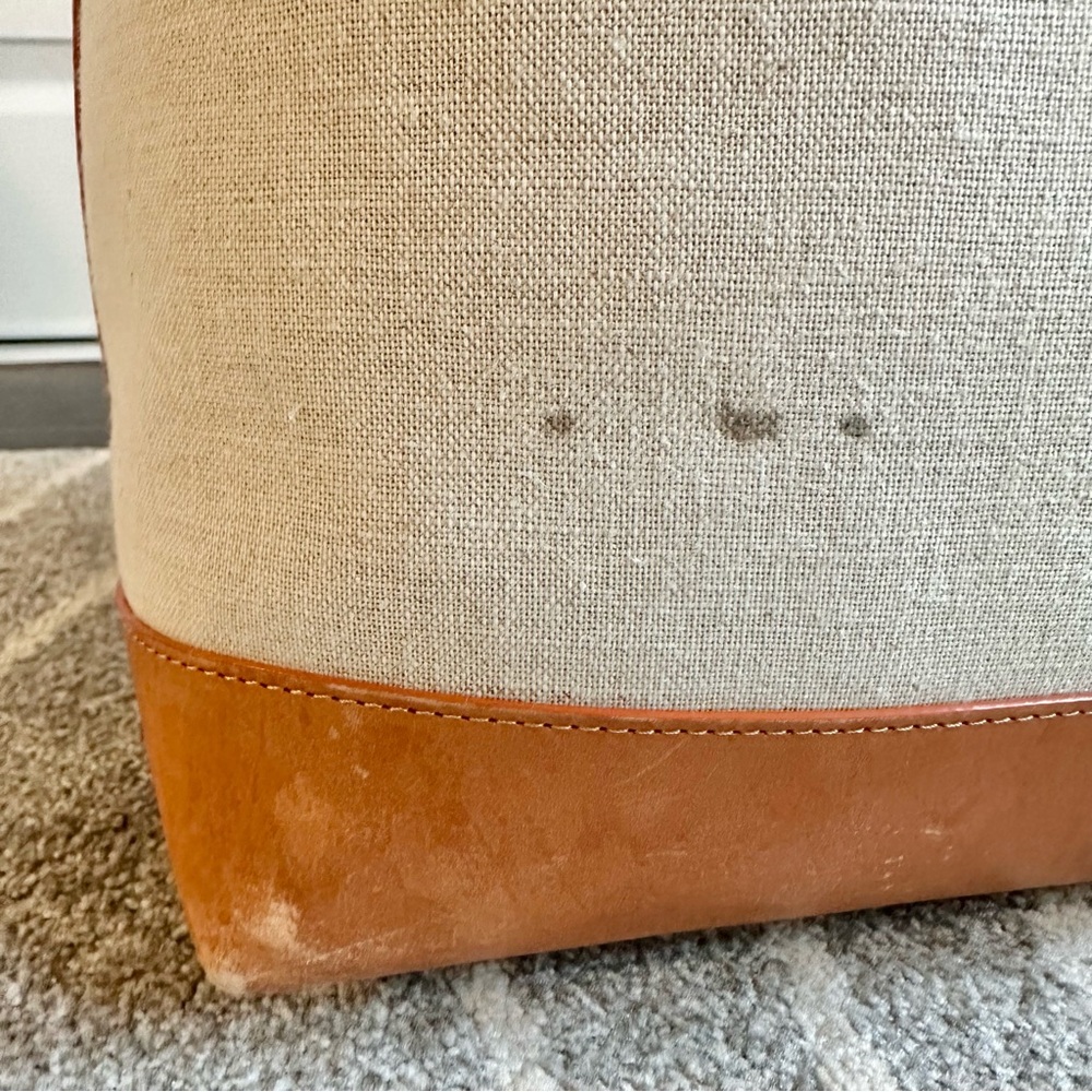 Mansur Gavriel Everyday Linen and Leather Canvas Bucket Bag in Tan - Picture 4 of 11